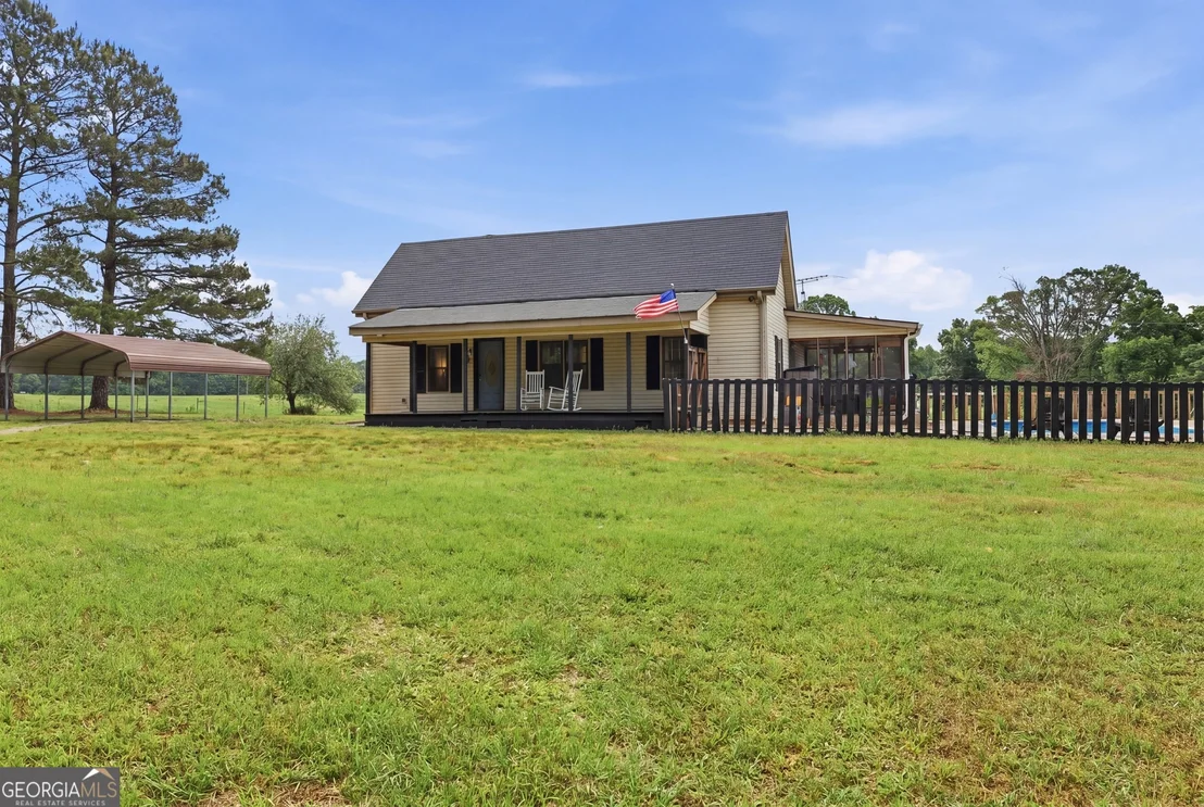 Photo of 5525 Sandy Cross Road