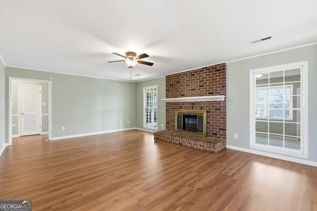 Photo of 304 Beaver Brook Drive