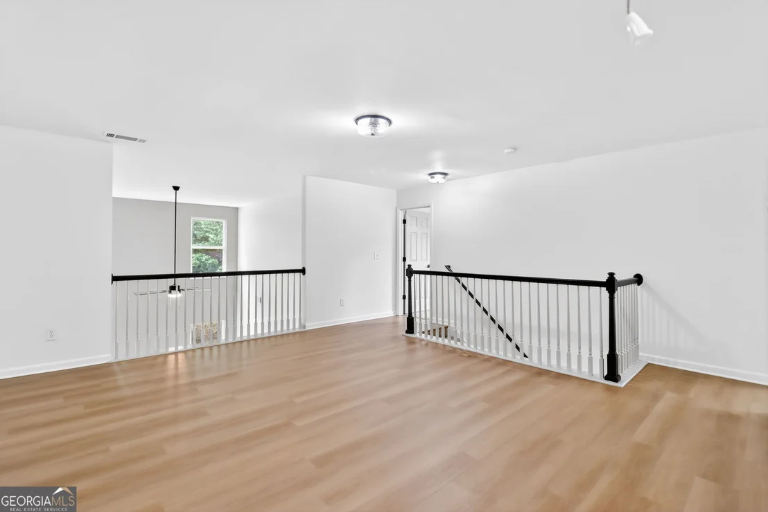 Photo of 1065 Buckingham Terrace
