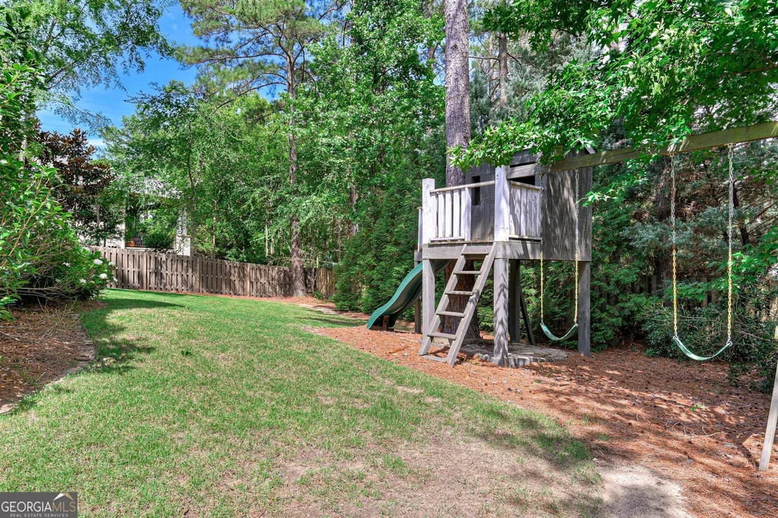 Photo of 1052 Emerald Place