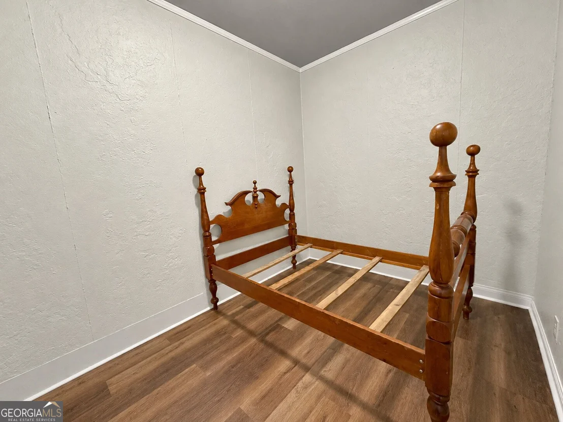 Photo of 669 Shorewood Circle