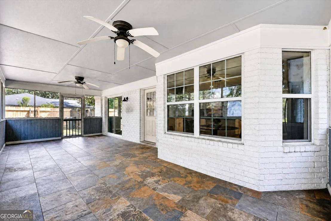 Photo of 214 Jefferson Circle SE
