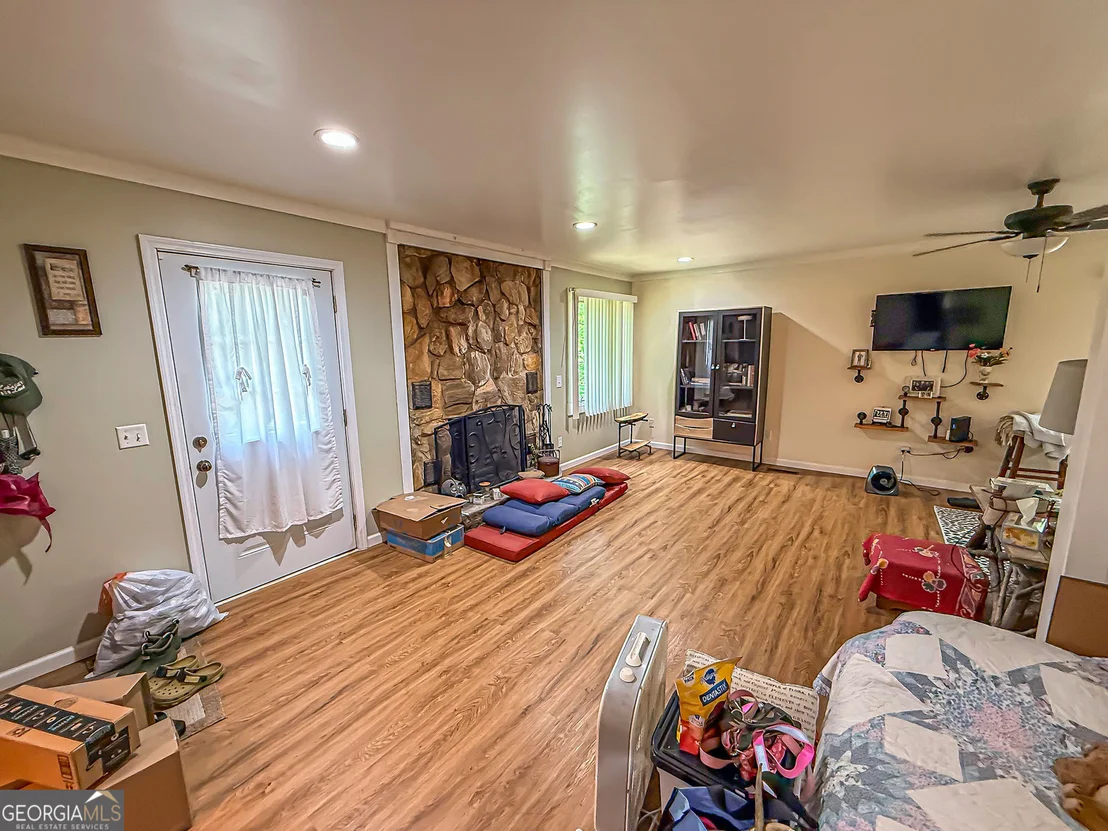 Photo of 407 Hillside Drive