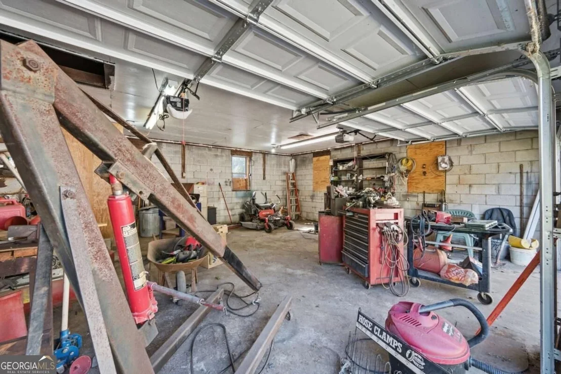 Photo of 1141 Stewart Road