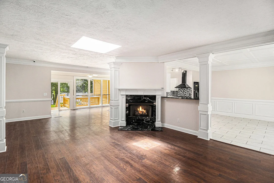Photo of 96 Pointe View Court