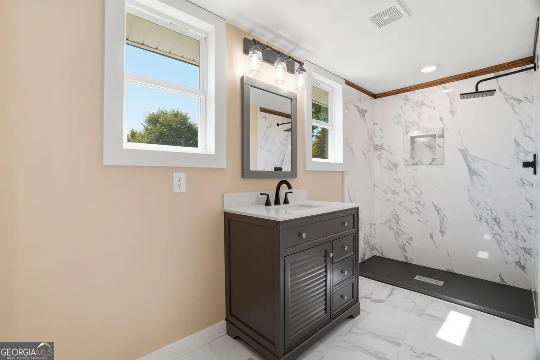 Photo of 93 Garrett Road