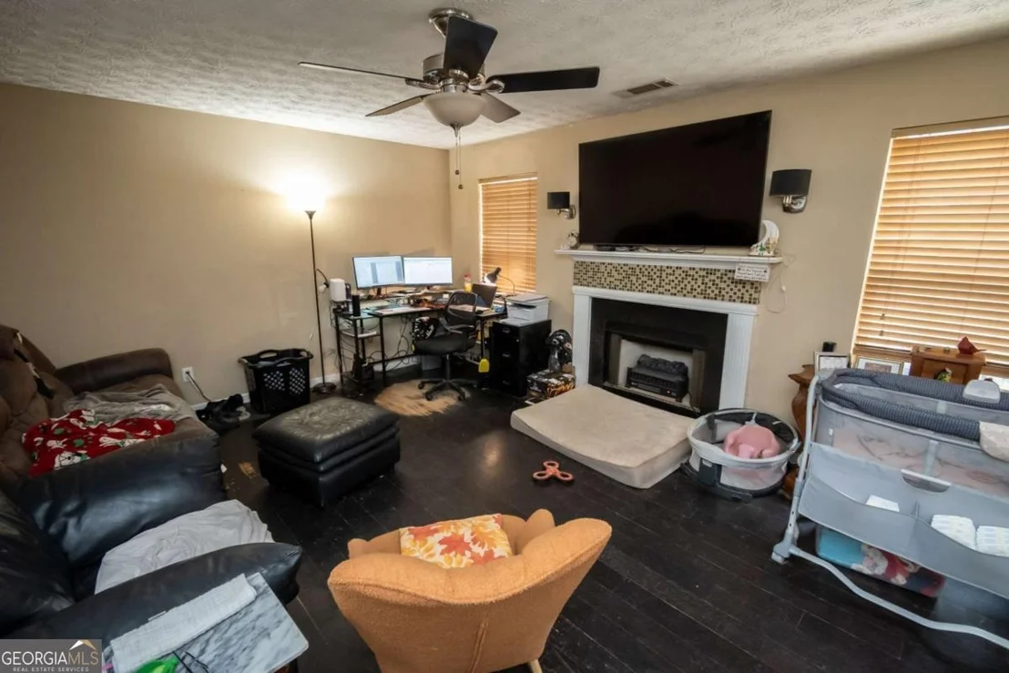 Photo of 421 Regan Drive