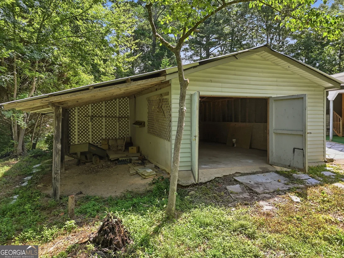Photo of 370 Thompson Lane