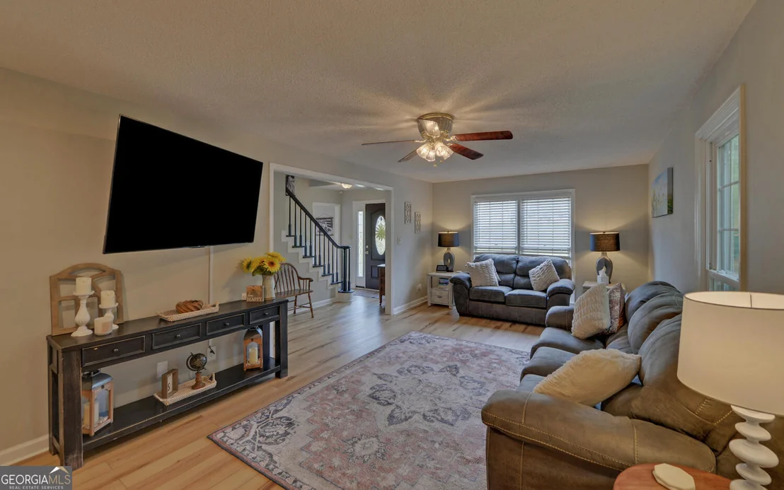 Photo of 62 Crawford Manor Drive