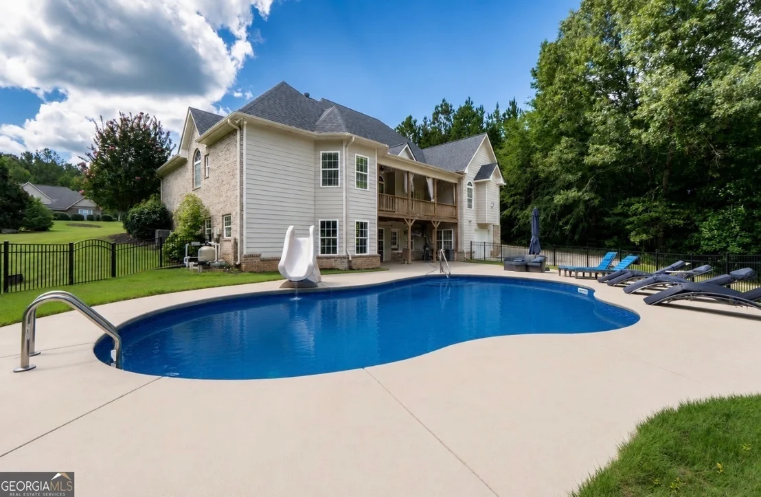 Photo of 32 River Rapids Drive