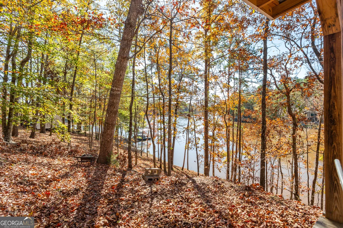 Photo of 114 Lakeside Circle