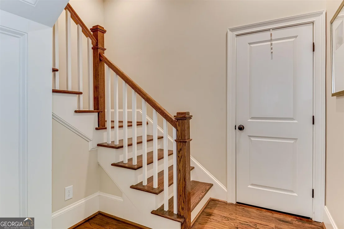 Photo of 1052 Emerald Place