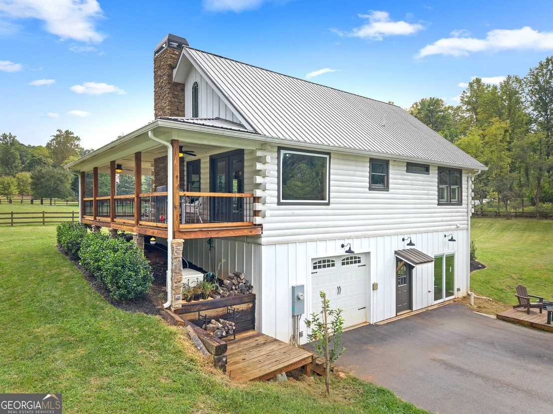 Photo of 135 Mountain Ridge Drive