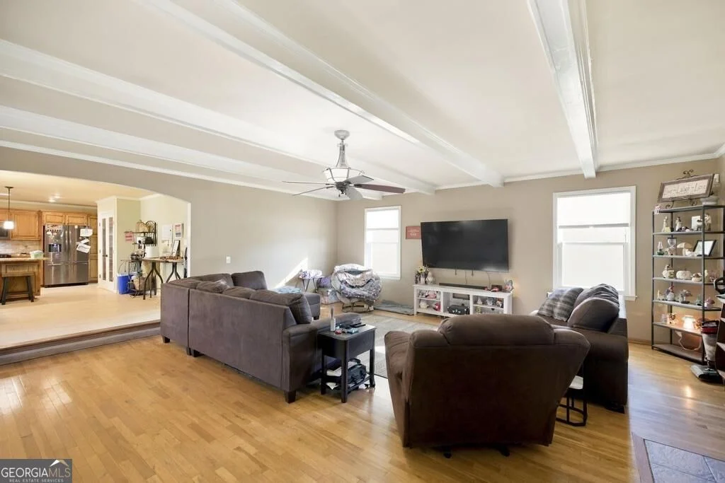 Photo of 396 Luton Pl