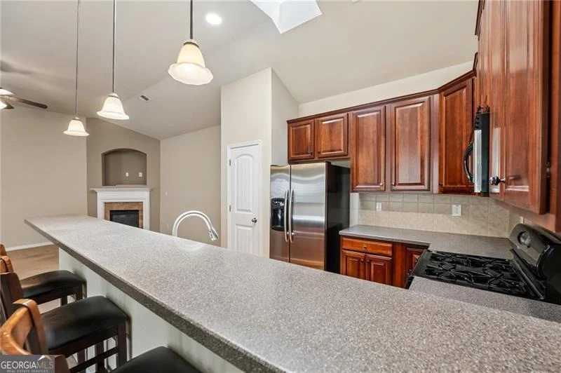 Photo of 204 Oakleaf Drive