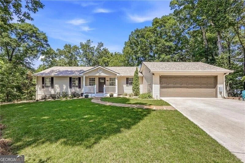 Photo of 3150 Edgewater Drive