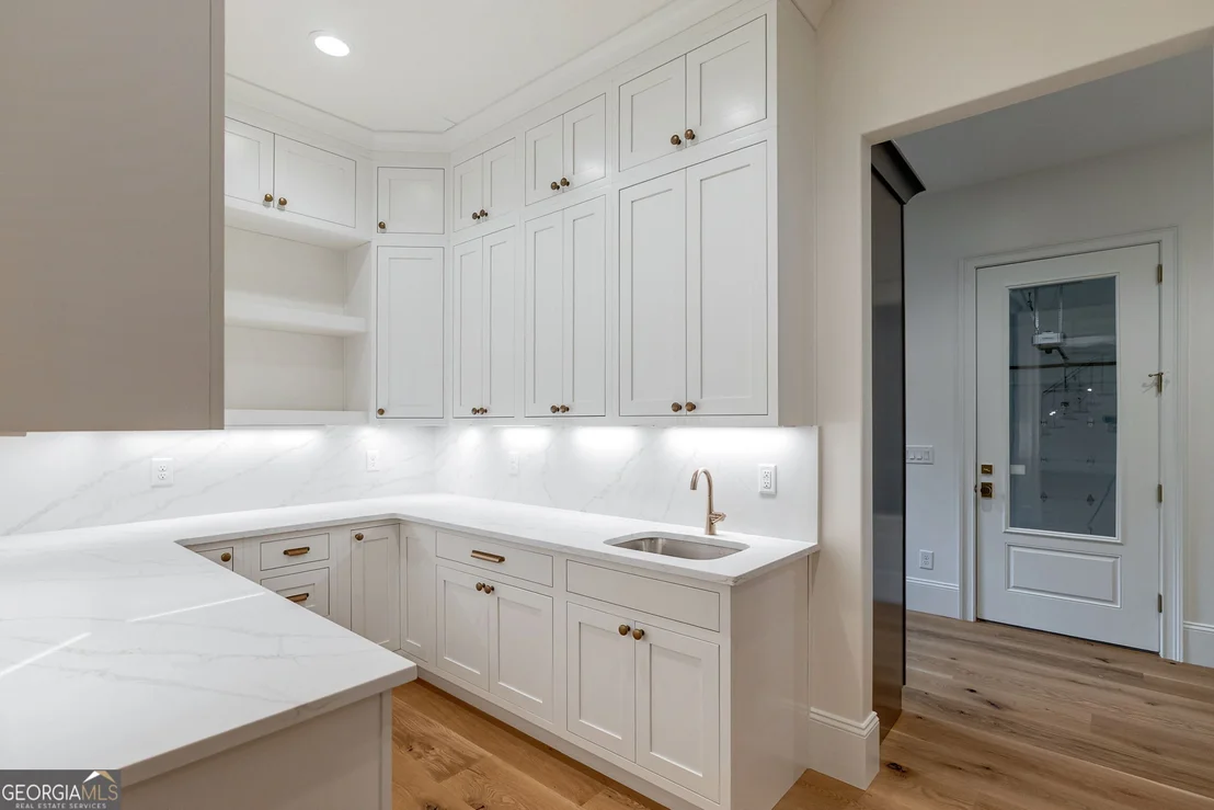 Photo of 1321A Garrett Road
