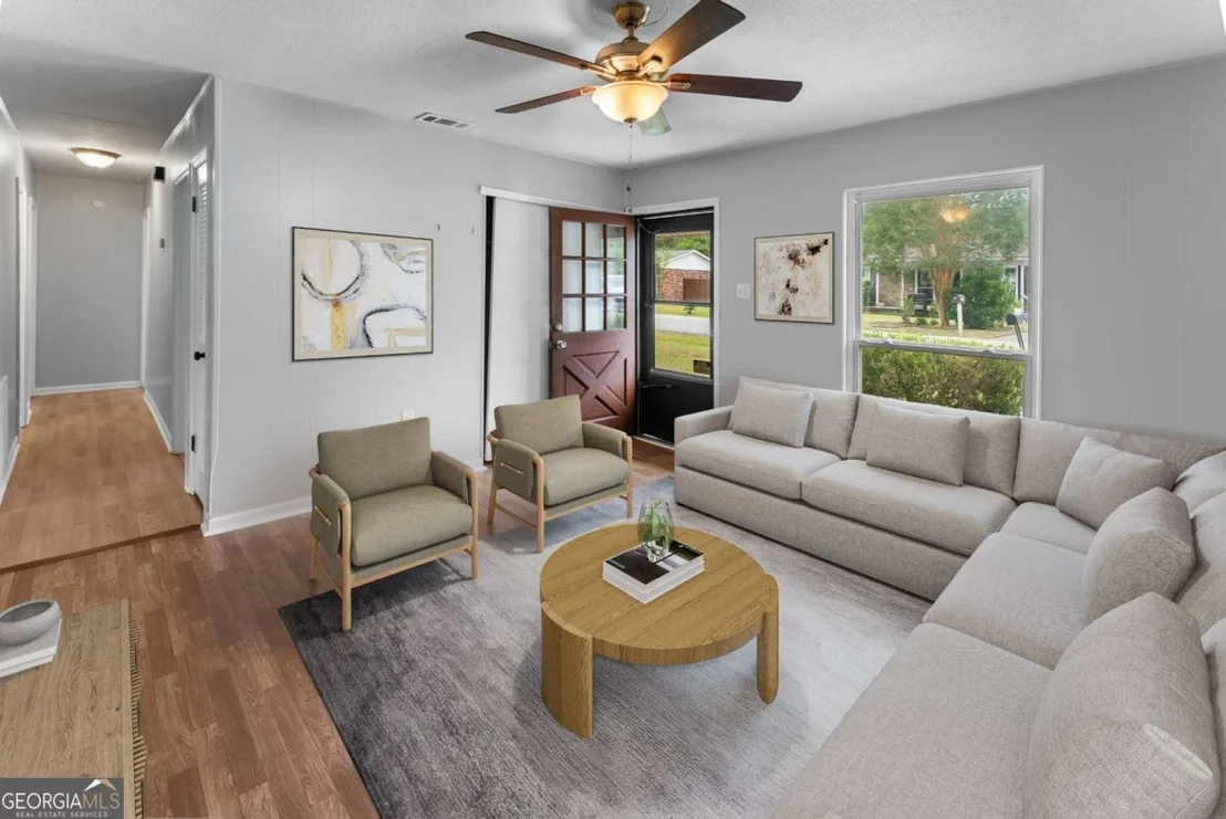 Photo of 320 W Whatley Street