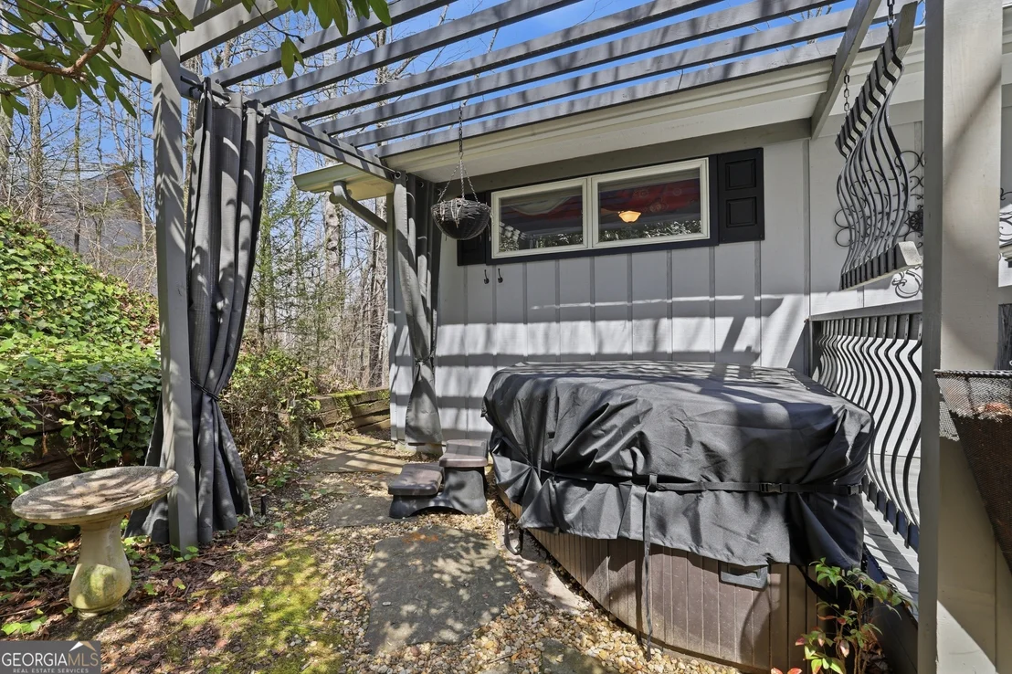 Photo of 499 Ridgepole Drive