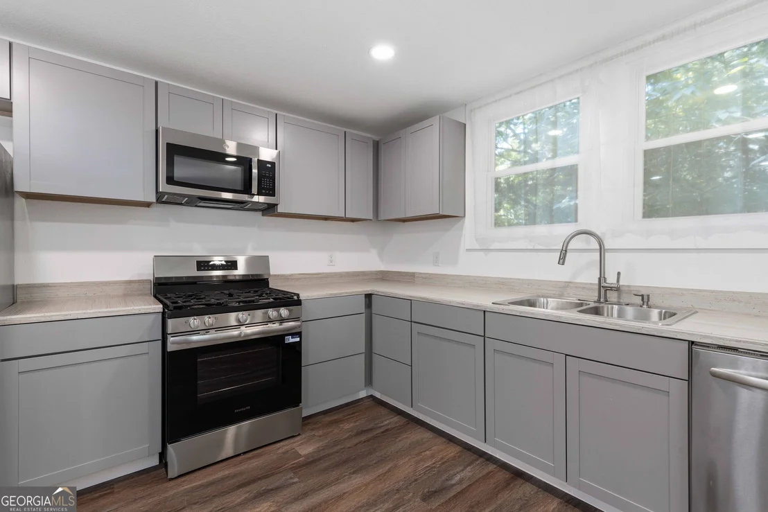 Photo of 2910 Bradley Circle
