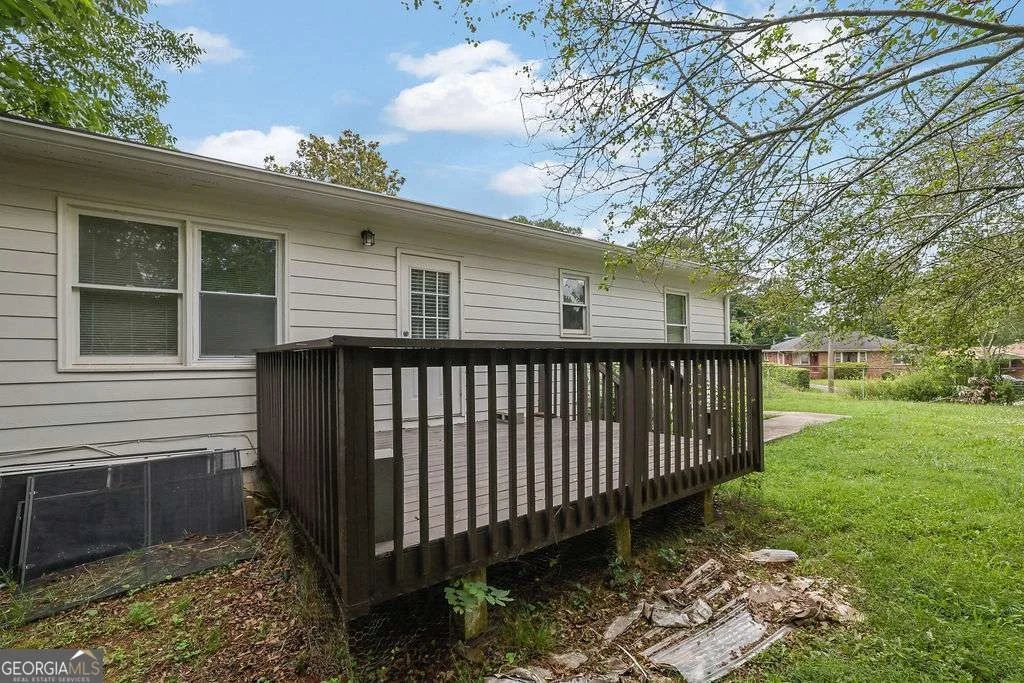 Photo of 571 Benmac Road SE