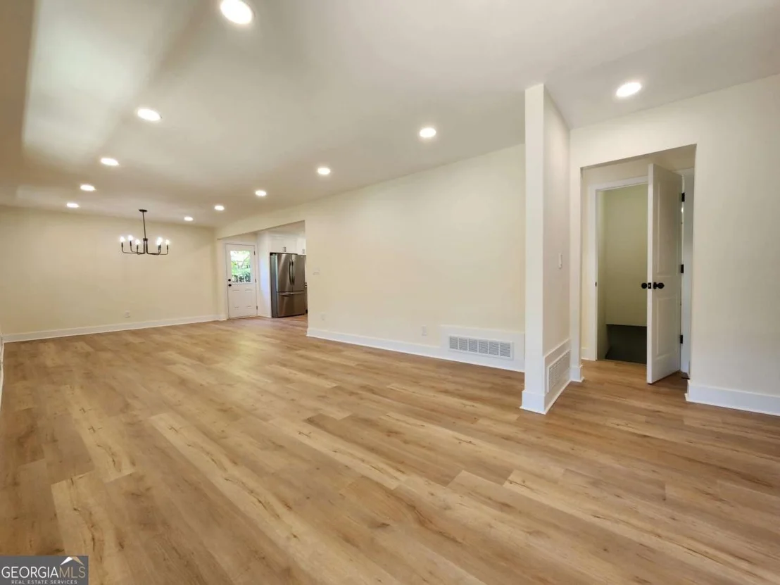 Photo of 2877 Pine Needle Drive