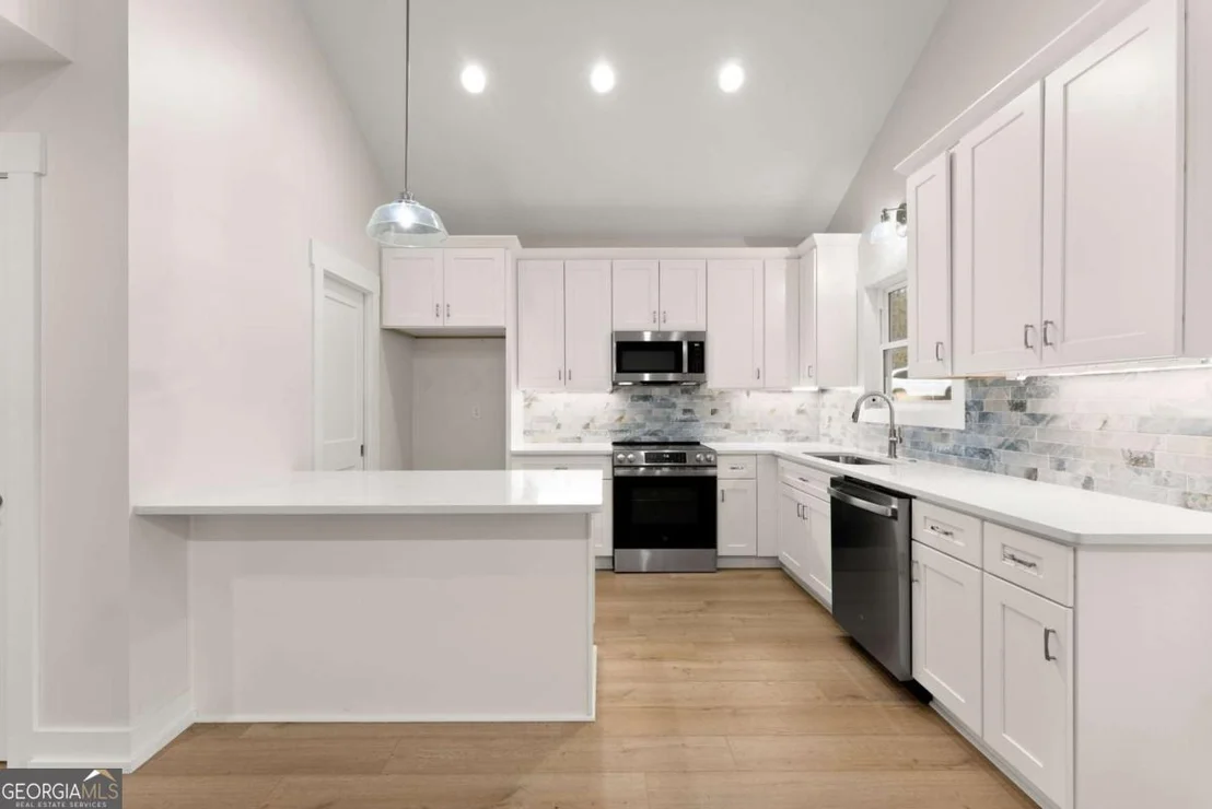 Photo of 4147 Perry Drive