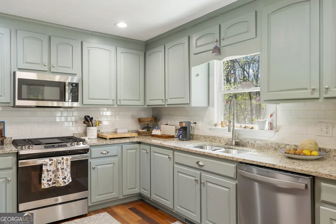 Photo of 122 Margo Trail SE