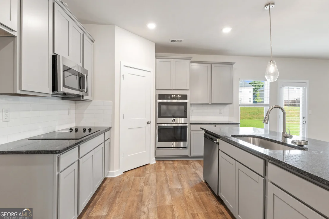 Photo of 203 Crabapple Road