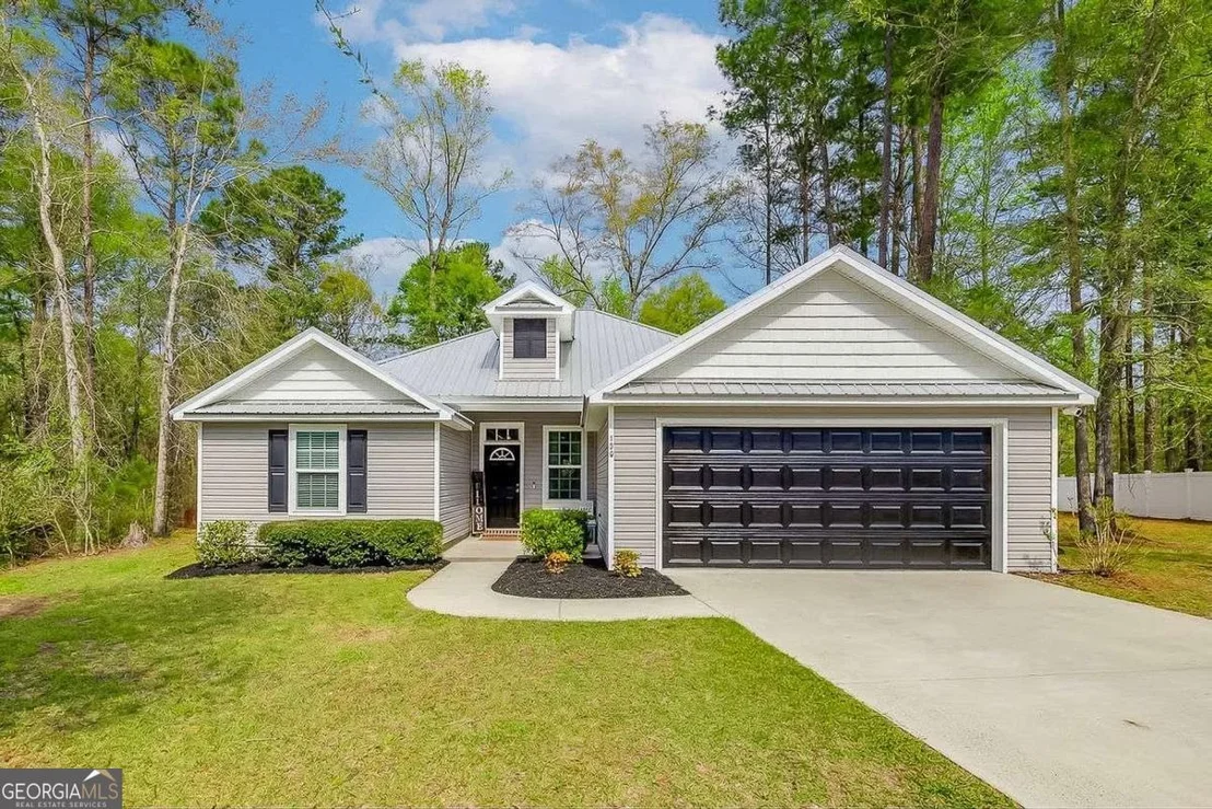 Photo of 104 Southbrook Drive