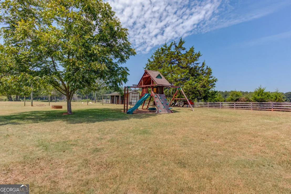 Photo of 2373 Whitney Road