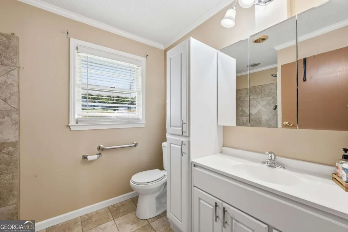 Photo of 1141 Stewart Road