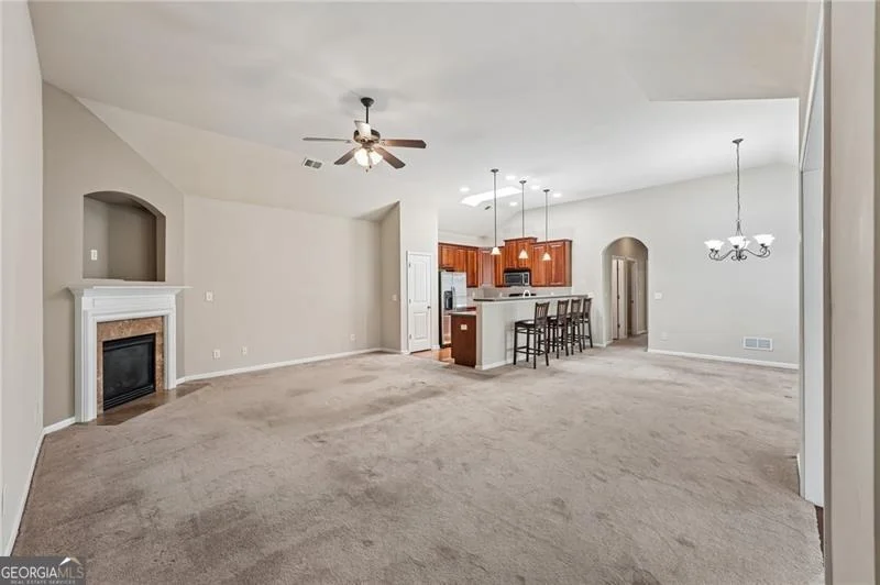 Photo of 204 Oakleaf Drive