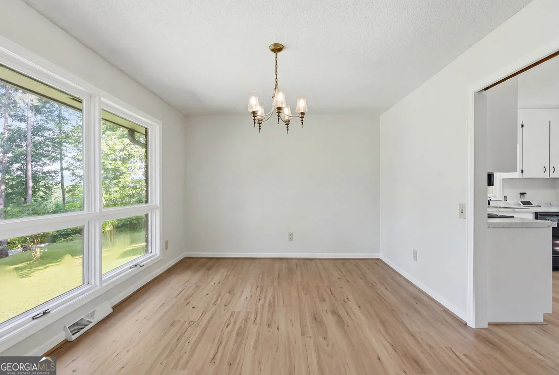 Photo of 33 Cherokee Hills Lane