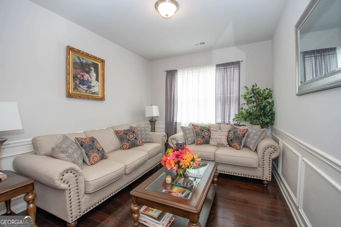 Photo of 531 Carleton Place