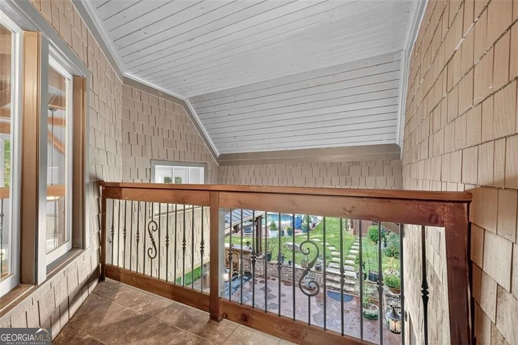 Photo of 5829 Swinging Gate Road