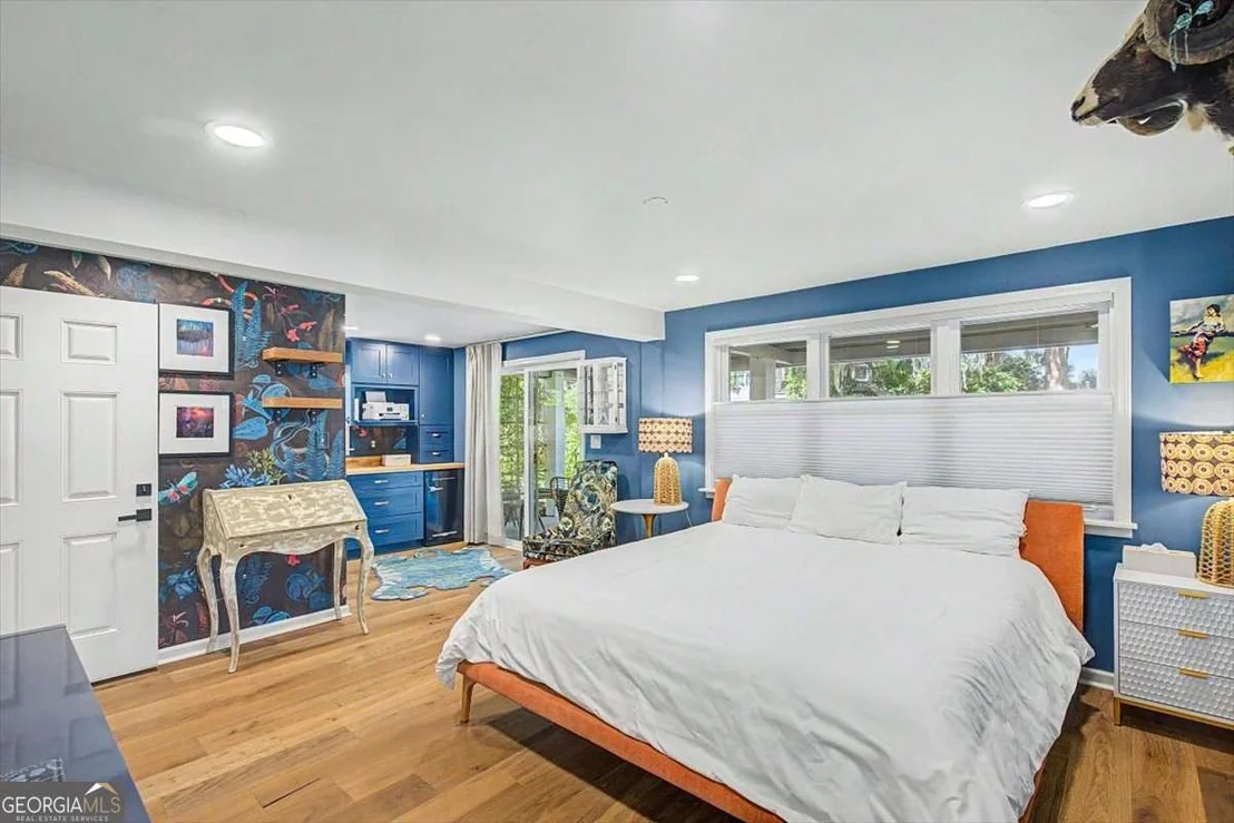 Photo of 210 Battery Way