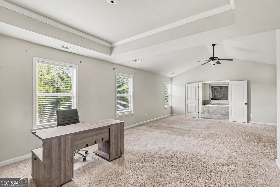 Photo of 945 Mystic Way