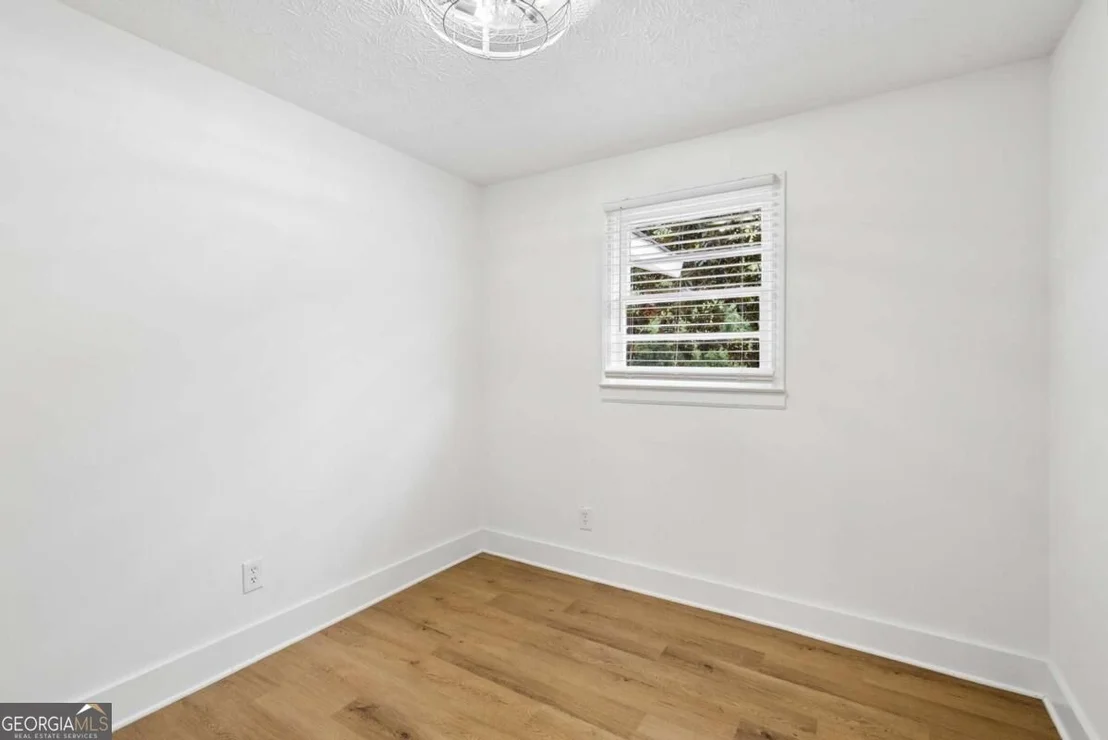 Photo of 210 Douglas Street