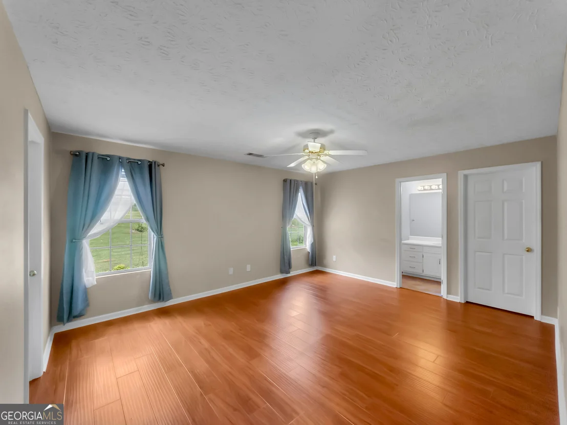 Photo of 1021 Windsor Drive
