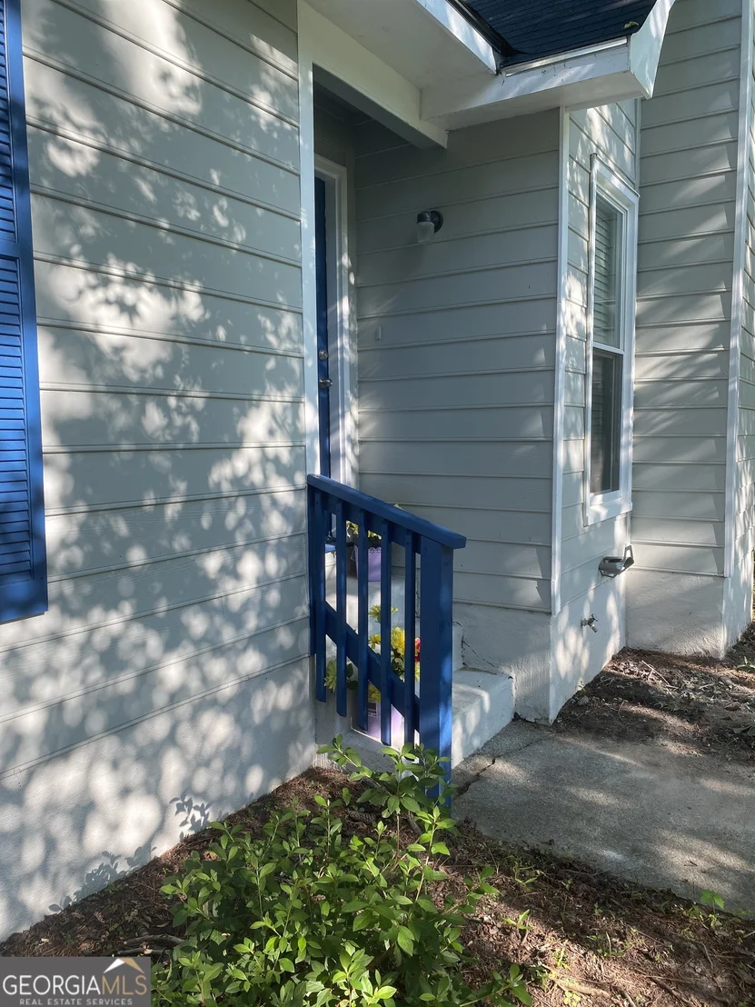 Photo of 260 Edgewater Drive