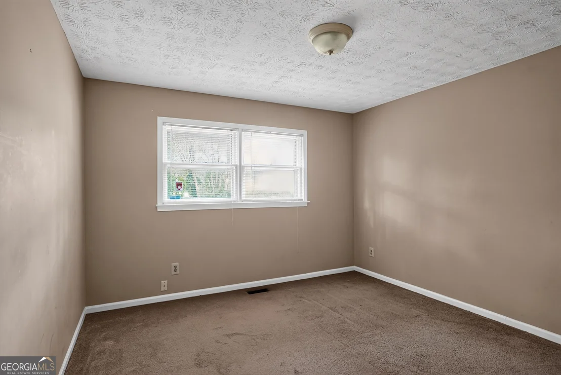 Photo of 2336 Carnes Road