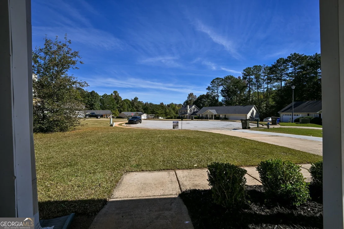 Photo of 9118 Sterling Lakes Circle