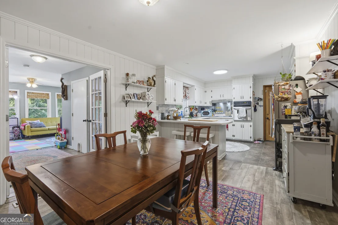 Photo of 1179 Matthews Place