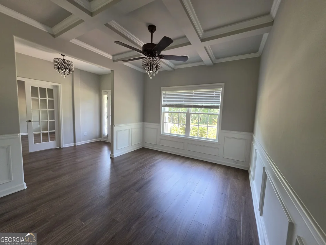 Photo of 208 N Davis Road