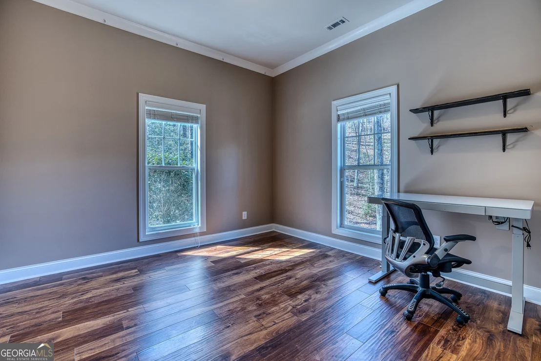 Photo of 112 Springhill Lane