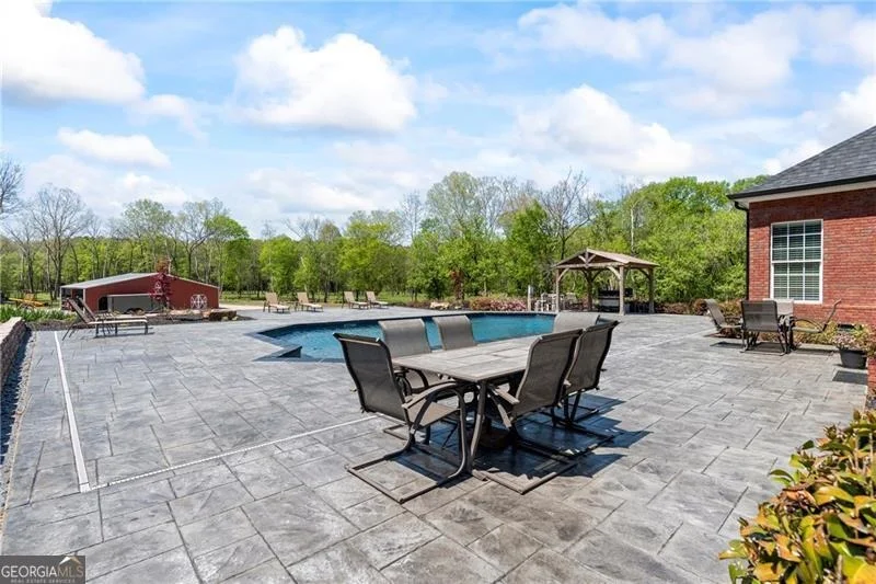 Photo of 175 Tom Jones Road