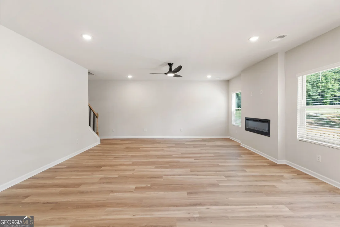 Photo of 300 Hudson Court