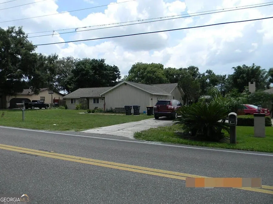 Photo of 1995 Helena Road