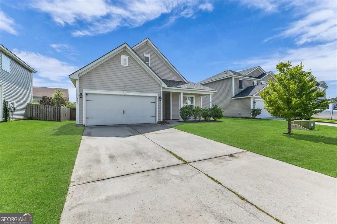 Photo of 413 Lions Den Drive